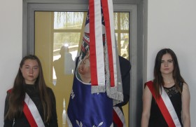 Zdjęcie dla aktualności: UROCZYSTE ROZPOCZĘCIE ROKU SZKOLNEGO 2018/2019