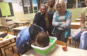 Zdjęcie dla aktualności: POPOŁUDNIE Z HALLOWEEN