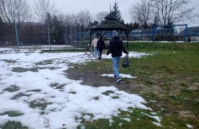 Zdjęcie dla aktualności: Przedświąteczne sprzątanie