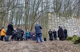 Zdjęcie dla aktualności: 82. rocznica Zagłady społeczności żydowskiej w Kazimierz. 