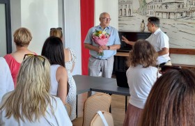 Zdjęcie dla aktualności: W tym roku odszedł na emeryturę wieloletni dyrektor naszej szkoły Pan Teodor Józefacki.