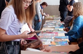 Zdjęcie dla aktualności: Kiermasz podręczników 