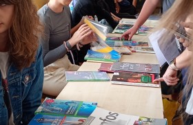 Zdjęcie dla aktualności: Kiermasz podręczników 