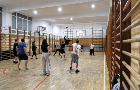 Zdjęcie dla aktualności: Sportowy piątek w Koszczycu!