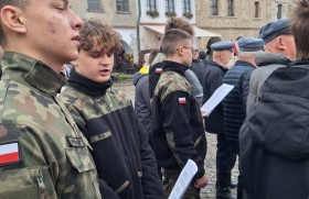 Zdjęcie dla aktualności: 107. rocznica odzyskania niepodległości przez Polskę.