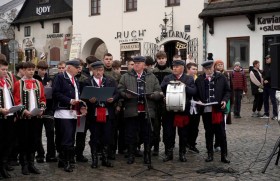 Zdjęcie dla aktualności: 107. rocznica odzyskania niepodległości przez Polskę.