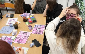 Zdjęcie dla aktualności: Malowanie twarzy 2025