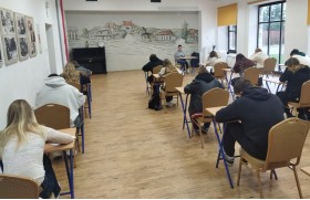 Zdjęcie dla aktualności: Próbna matura z języka angielskiego za nami