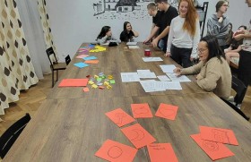 Zdjęcie dla aktualności: Andrzejki 2025 w internacie