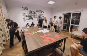 Zdjęcie dla aktualności: Andrzejki 2025 w internacie