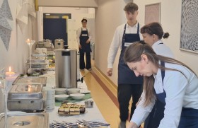 Zdjęcie dla aktualności: Hotelarze w działaniu!