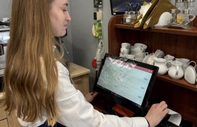 Zdjęcie dla aktualności: Bonujemy i serwujemy