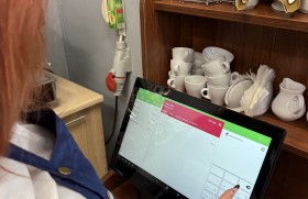 Zdjęcie dla aktualności: Bonujemy i serwujemy