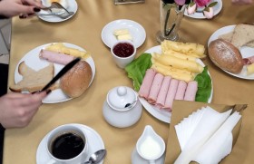 Zdjęcie dla aktualności: Klasa 2at nigdy nie wychodzi z zajęć głodna!