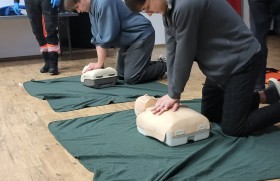 Zdjęcie dla aktualności: Warsztaty pierwszej pomocy w ramach akcji „Bezpieczne Ferie”.