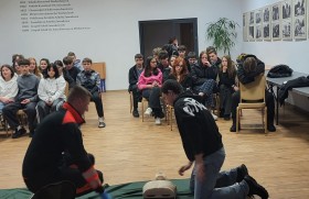 Zdjęcie dla aktualności: Warsztaty pierwszej pomocy w ramach akcji „Bezpieczne Ferie”.