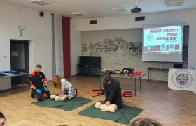 Zdjęcie dla aktualności: Warsztaty pierwszej pomocy w ramach akcji „Bezpieczne Ferie”.