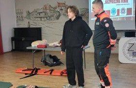 Zdjęcie dla aktualności: Warsztaty pierwszej pomocy w ramach akcji „Bezpieczne Ferie”.