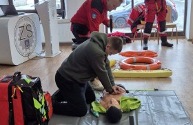 Zdjęcie dla aktualności: Bezpieczna zima - kampania społeczna kruchezycie.pl